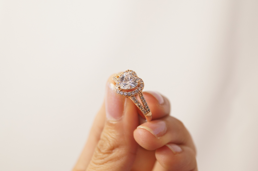 Anillo Corazón Blanco
