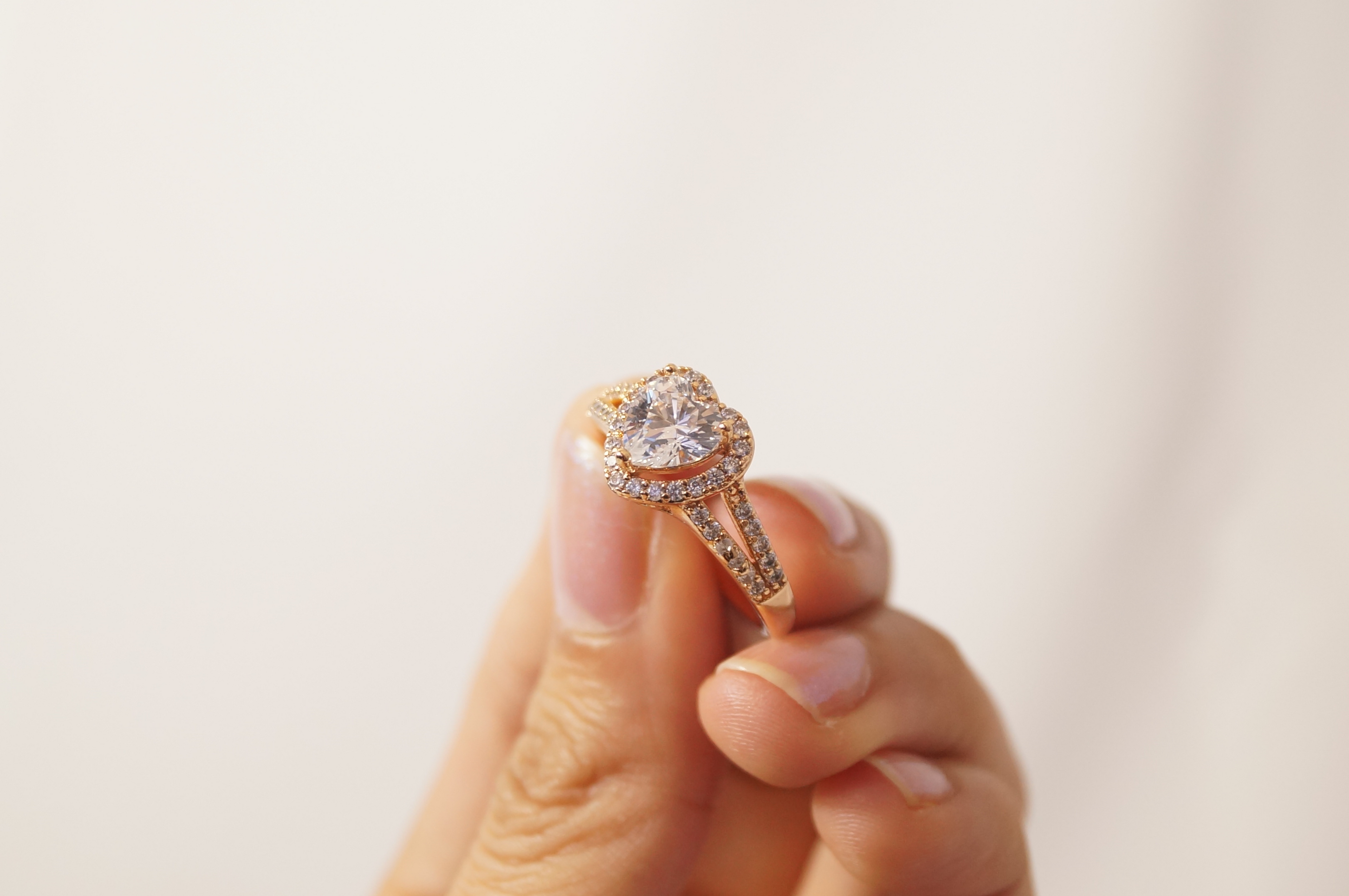 Anillo Corazón Blanco